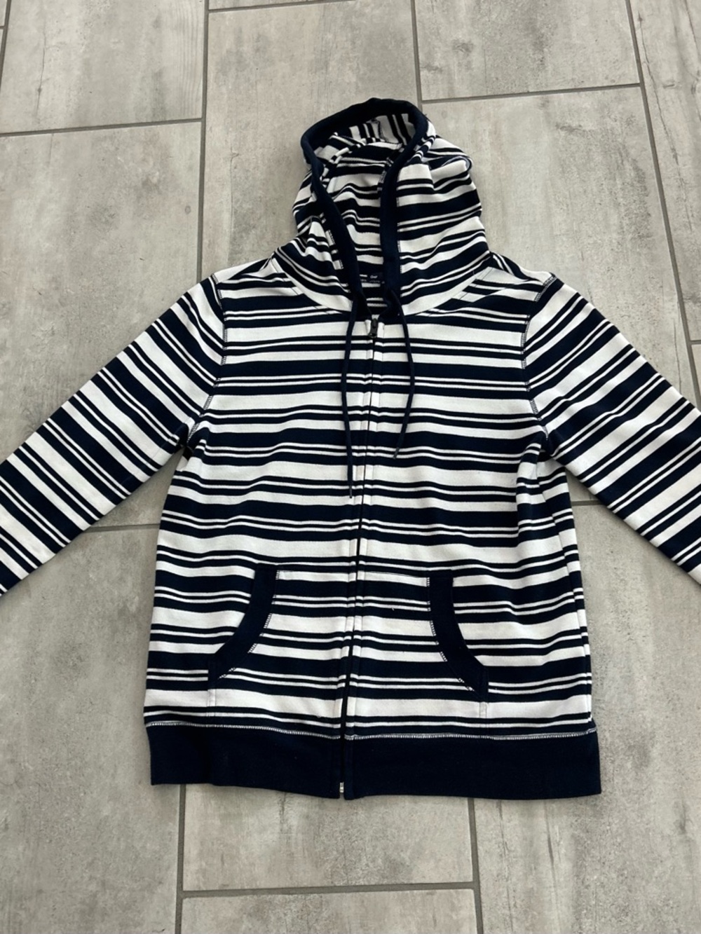 EUC Ladies Gap Hooded Sweatshirt Full Zip Navy/White Stripped Front Pockets -XL